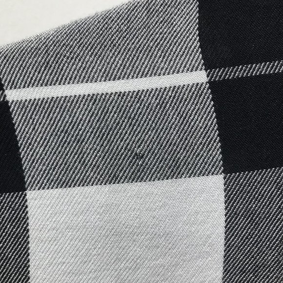 Express Black/White/Gray Plaid Button-Down Shirt - Picture 9 of 13